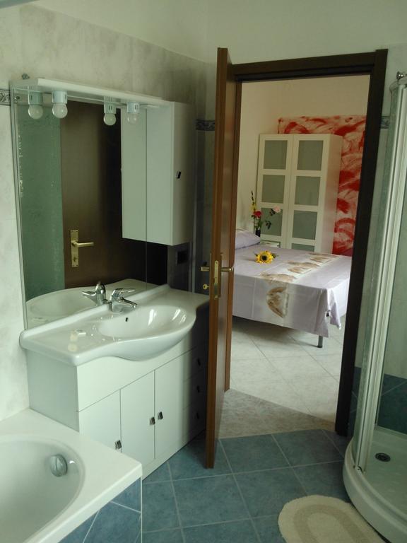 Affittacamere Valchiavenna - Foresteria Lombarda Con Parcheggio Privato Sul Posto! Apprezzata Gestione Familiare Dal 2012, Qualita-Prezzo Top! "Guest-House With Private Parking On Site! Appreciated Family Management Since 2012, Quality-Price Top!" Bilik gambar