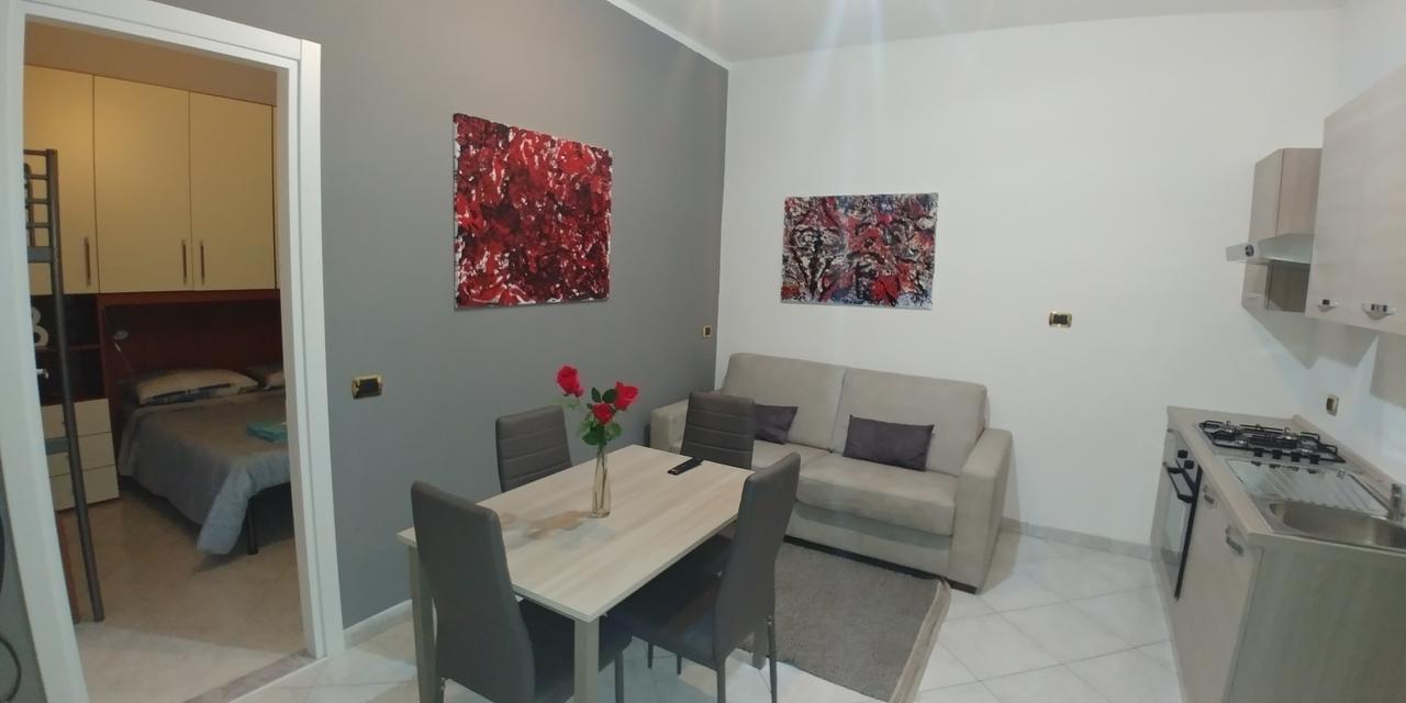 Affittacamere Valchiavenna - Foresteria Lombarda Con Parcheggio Privato Sul Posto! Apprezzata Gestione Familiare Dal 2012, Qualita-Prezzo Top! "Guest-House With Private Parking On Site! Appreciated Family Management Since 2012, Quality-Price Top!" Luaran gambar