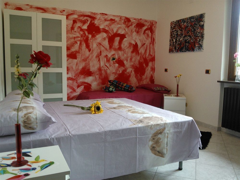 Affittacamere Valchiavenna - Foresteria Lombarda Con Parcheggio Privato Sul Posto! Apprezzata Gestione Familiare Dal 2012, Qualita-Prezzo Top! "Guest-House With Private Parking On Site! Appreciated Family Management Since 2012, Quality-Price Top!" Luaran gambar