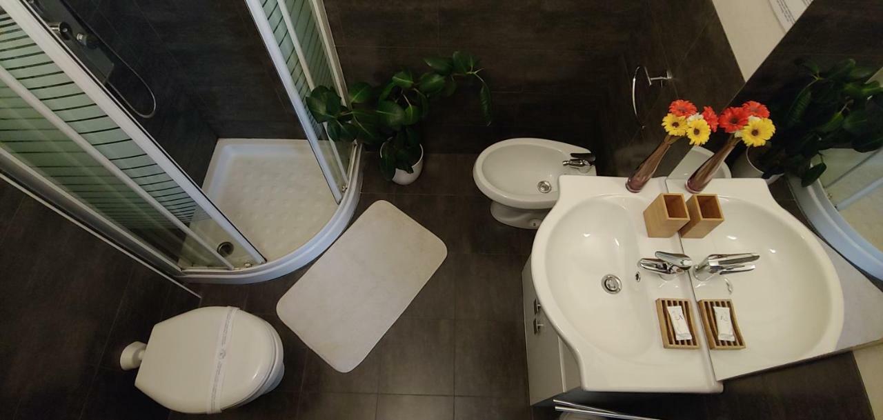 Affittacamere Valchiavenna - Foresteria Lombarda Con Parcheggio Privato Sul Posto! Apprezzata Gestione Familiare Dal 2012, Qualita-Prezzo Top! "Guest-House With Private Parking On Site! Appreciated Family Management Since 2012, Quality-Price Top!" Luaran gambar