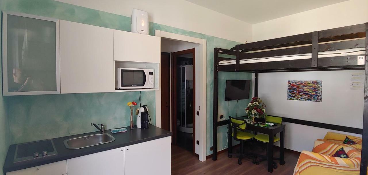 Affittacamere Valchiavenna - Foresteria Lombarda Con Parcheggio Privato Sul Posto! Apprezzata Gestione Familiare Dal 2012, Qualita-Prezzo Top! "Guest-House With Private Parking On Site! Appreciated Family Management Since 2012, Quality-Price Top!" Luaran gambar